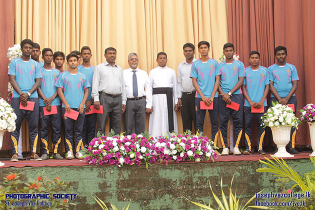 Felicitation To Sports & Aesthetics Heroes - 2016 - St. Joseph Vaz College