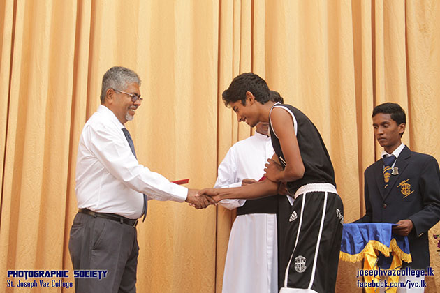 Felicitation To Sports & Aesthetics Heroes - 2016 - St. Joseph Vaz College