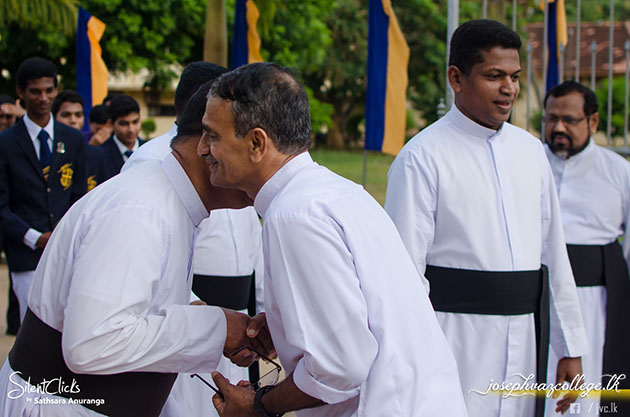 Retirement Of Mr.Victor Nihal Fernando - St.Joseph Vaz College