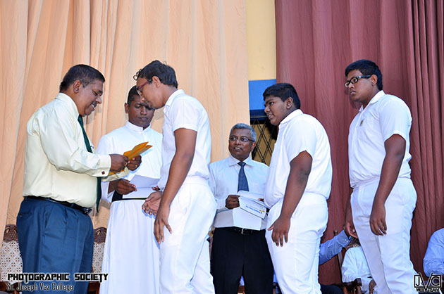 Scholarships By Damayanthi Perera Trust & Sports OBA - St. Joseph Vaz College - Wennappuwa - Sri Lanka