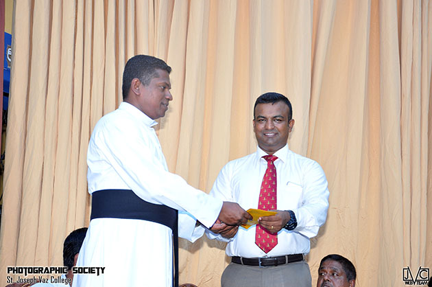 Scholarships By Damayanthi Perera Trust & Sports OBA - St. Joseph Vaz College - Wennappuwa - Sri Lanka